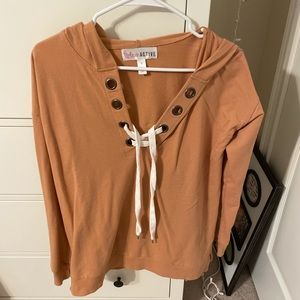 Fashionable sweatshirt